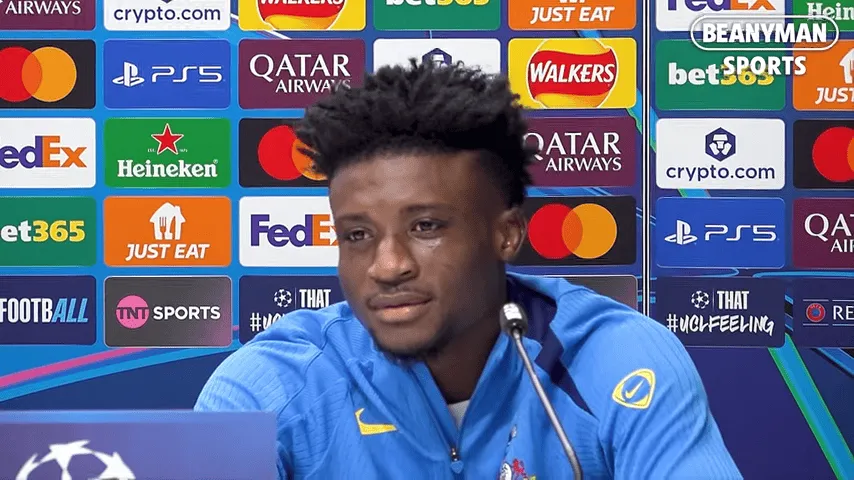 开云体育直播中心 | 美女主播 - 边看边投